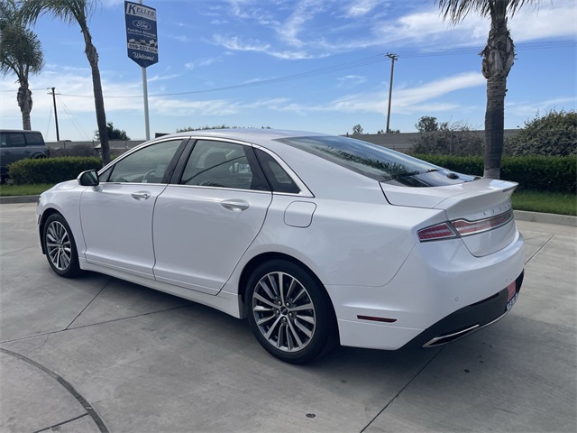 Vehicle image 9 of 35