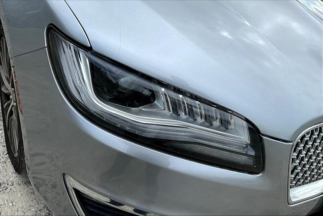 Vehicle image 32 of 32