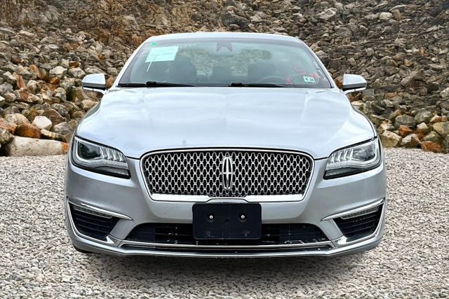Vehicle image 2 of 32