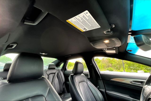 Vehicle image 12 of 32