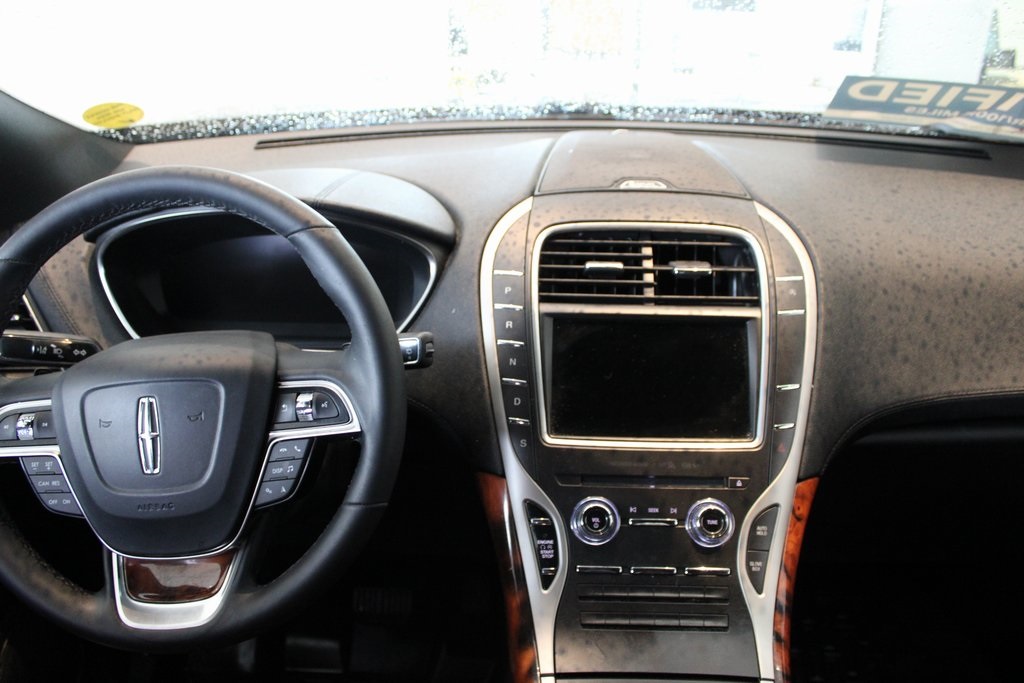 Vehicle image 23 of 45