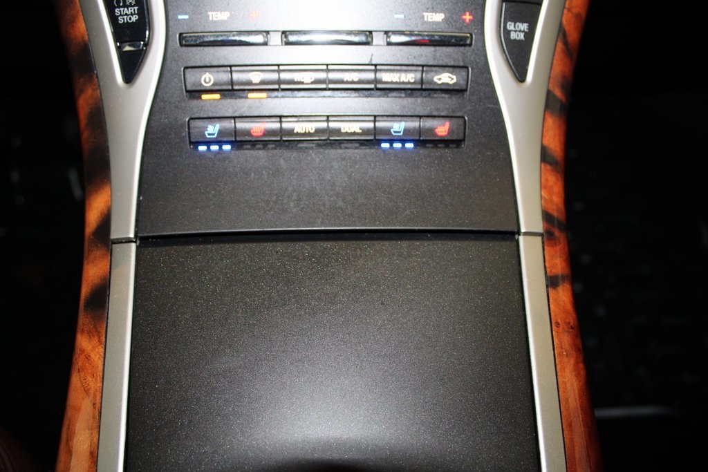 Vehicle image 33 of 45