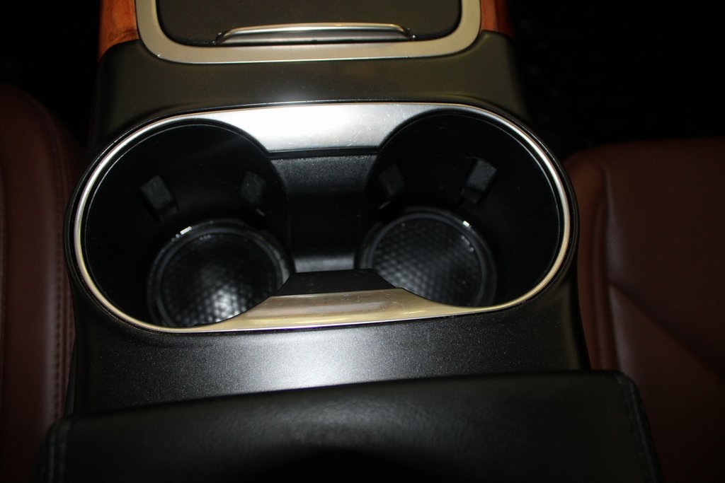 Vehicle image 34 of 45