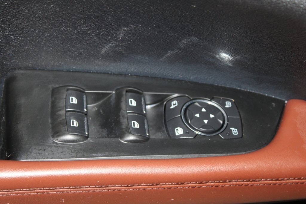 Vehicle image 13 of 45