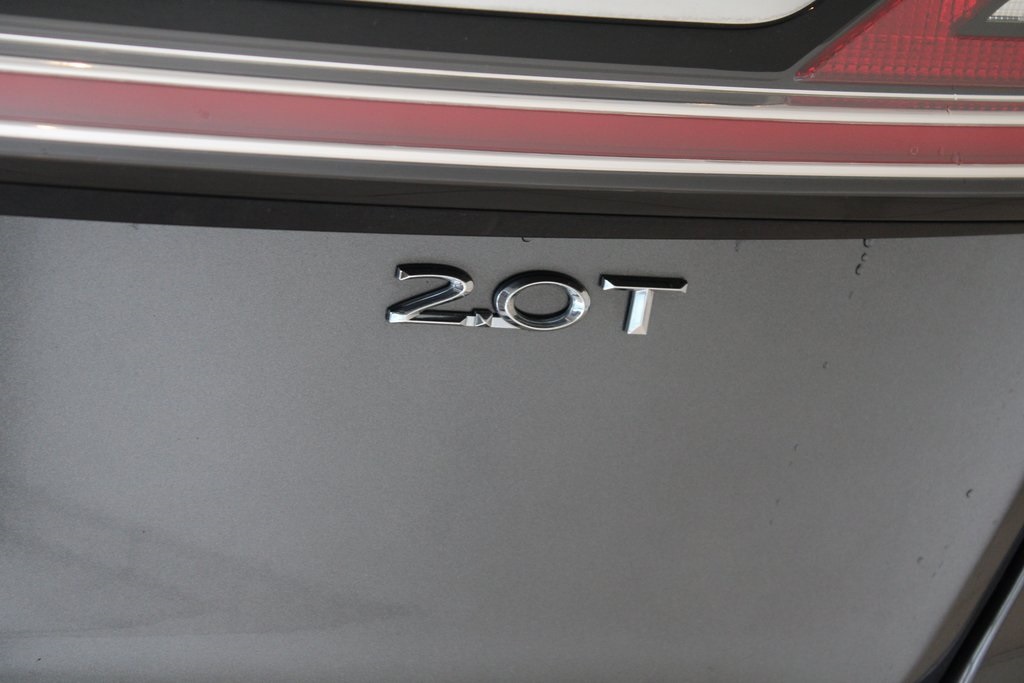 Vehicle image 41 of 45