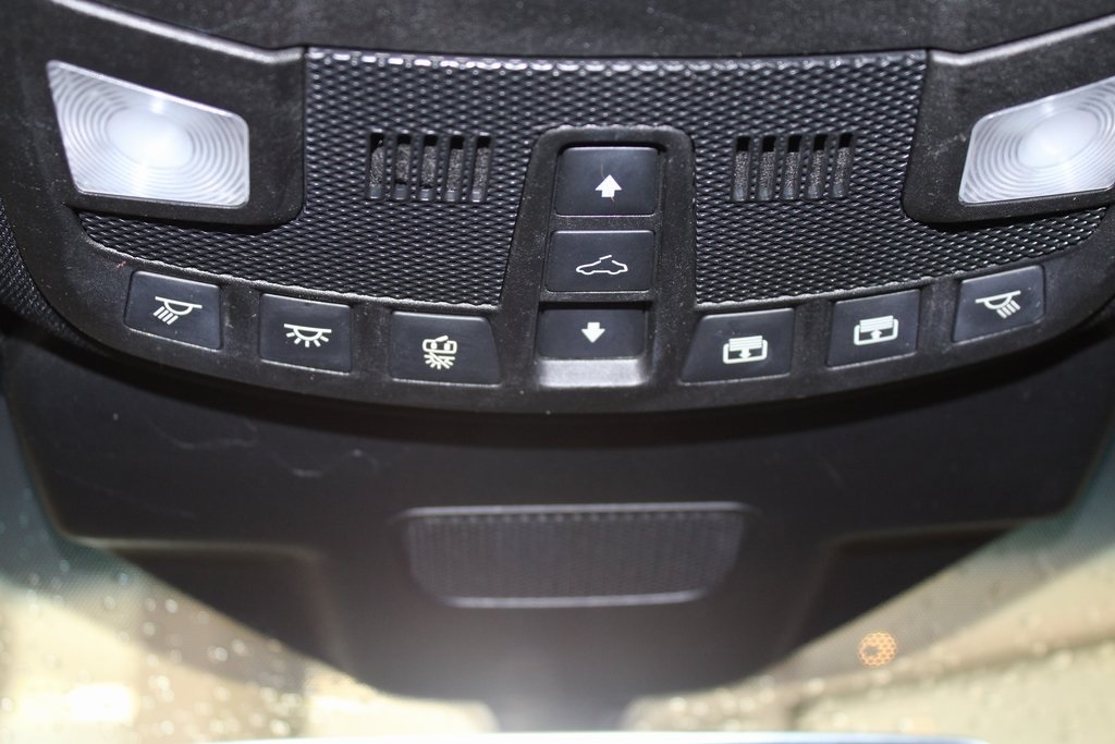Vehicle image 39 of 45