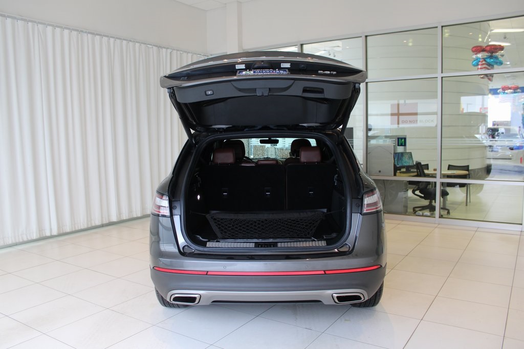 Vehicle image 43 of 45