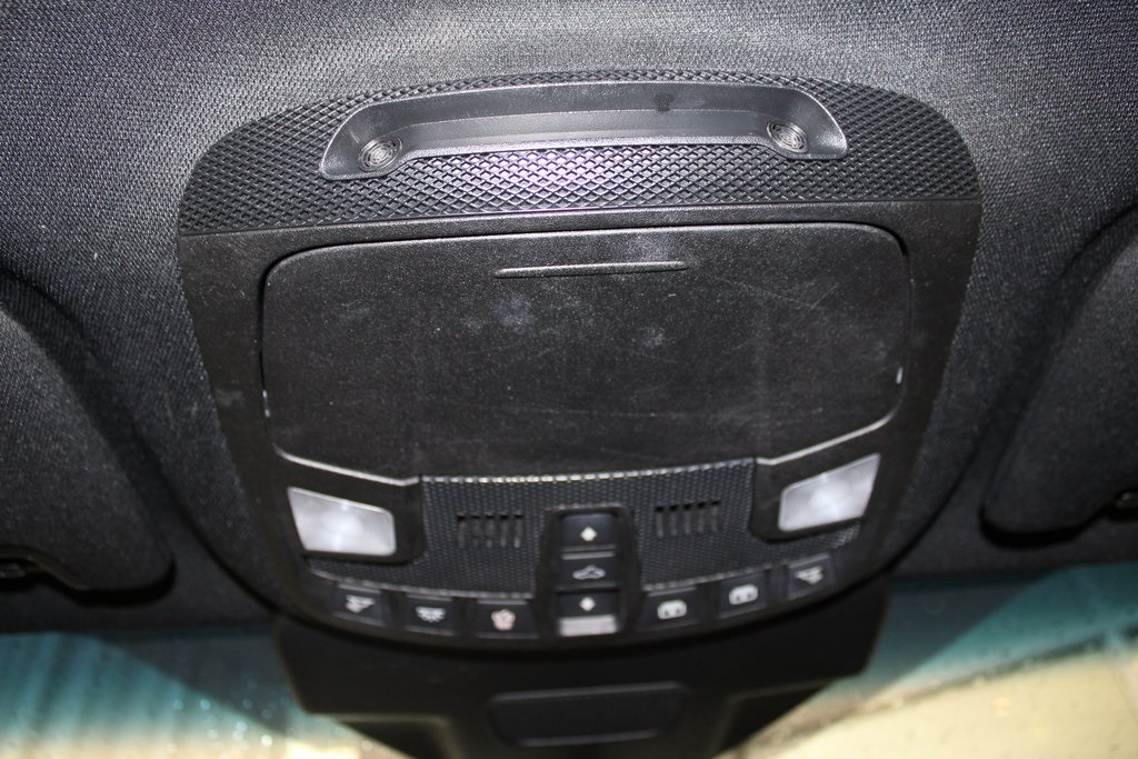 Vehicle image 38 of 45