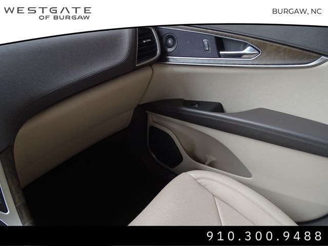 Vehicle image 32 of 32