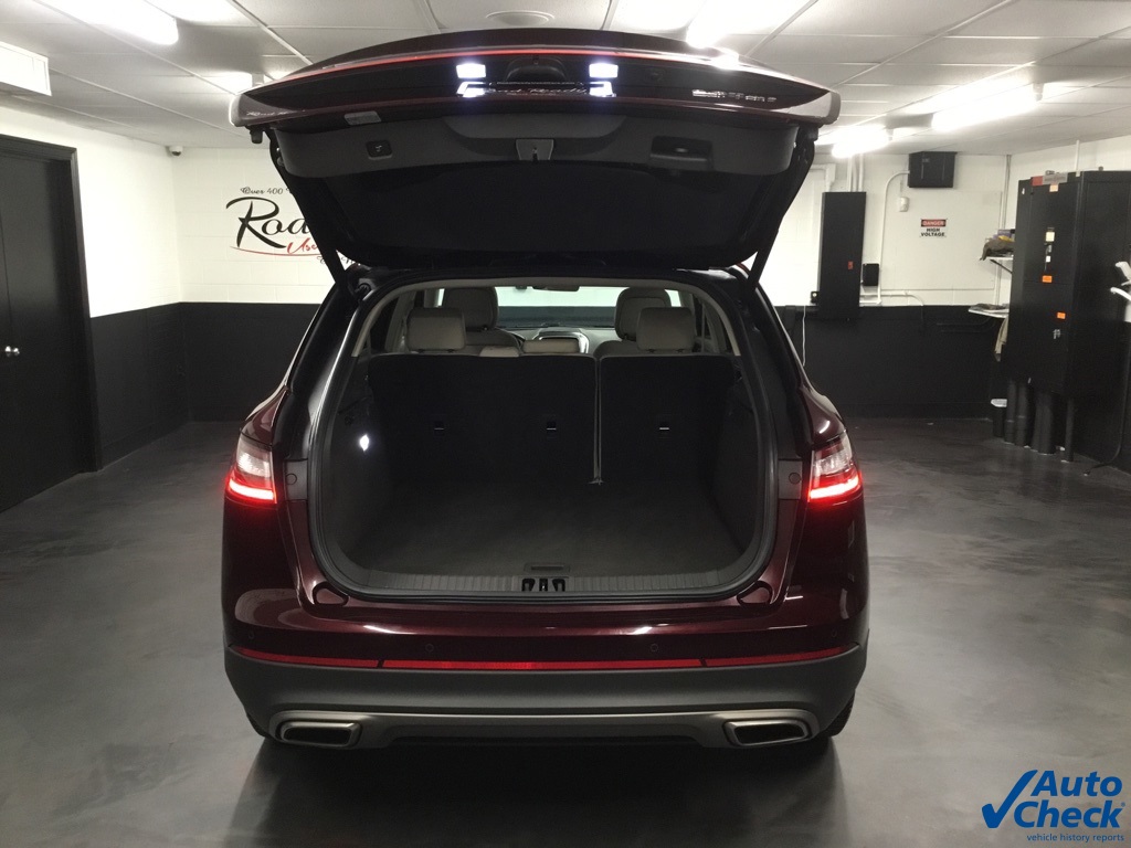 Vehicle image 15 of 47
