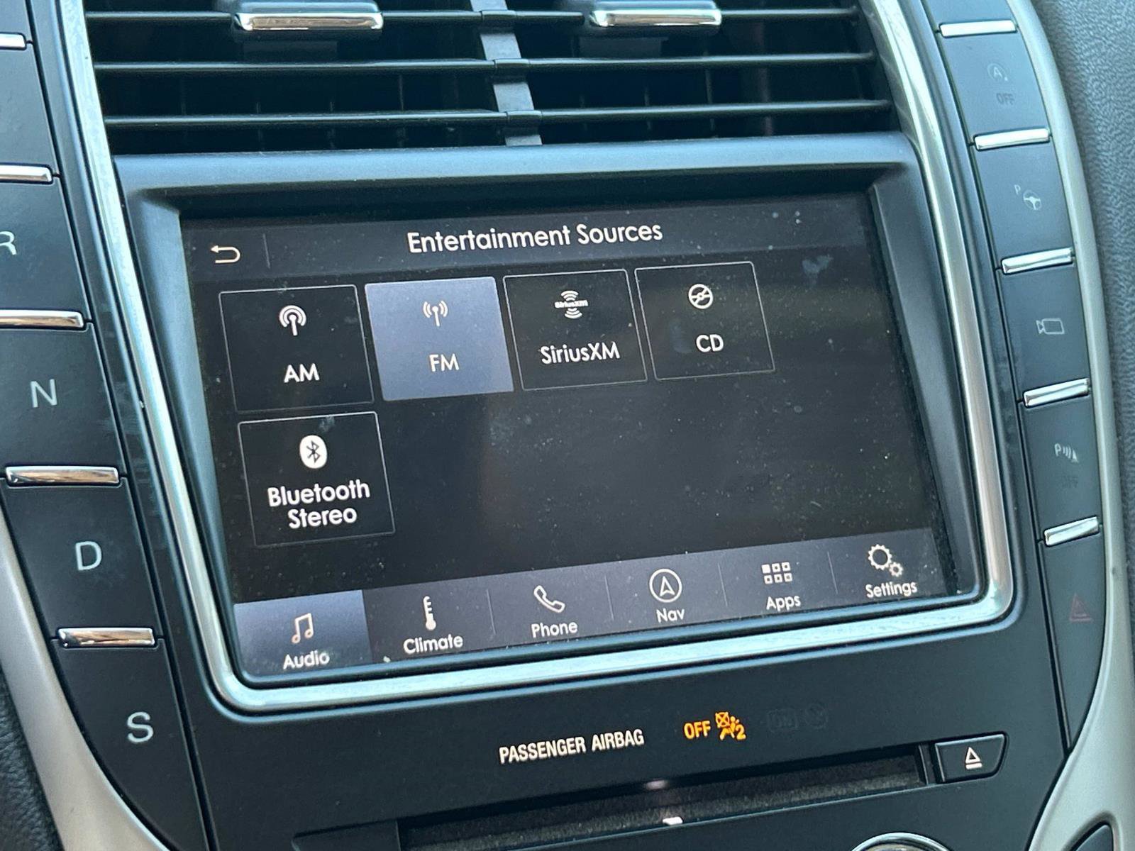 Vehicle image 20 of 31