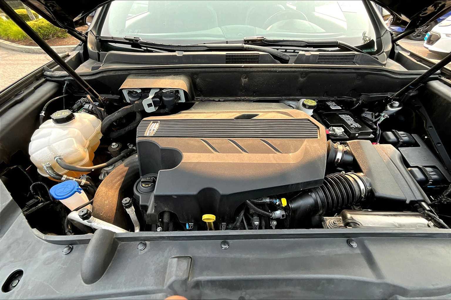 Vehicle image 7 of 34