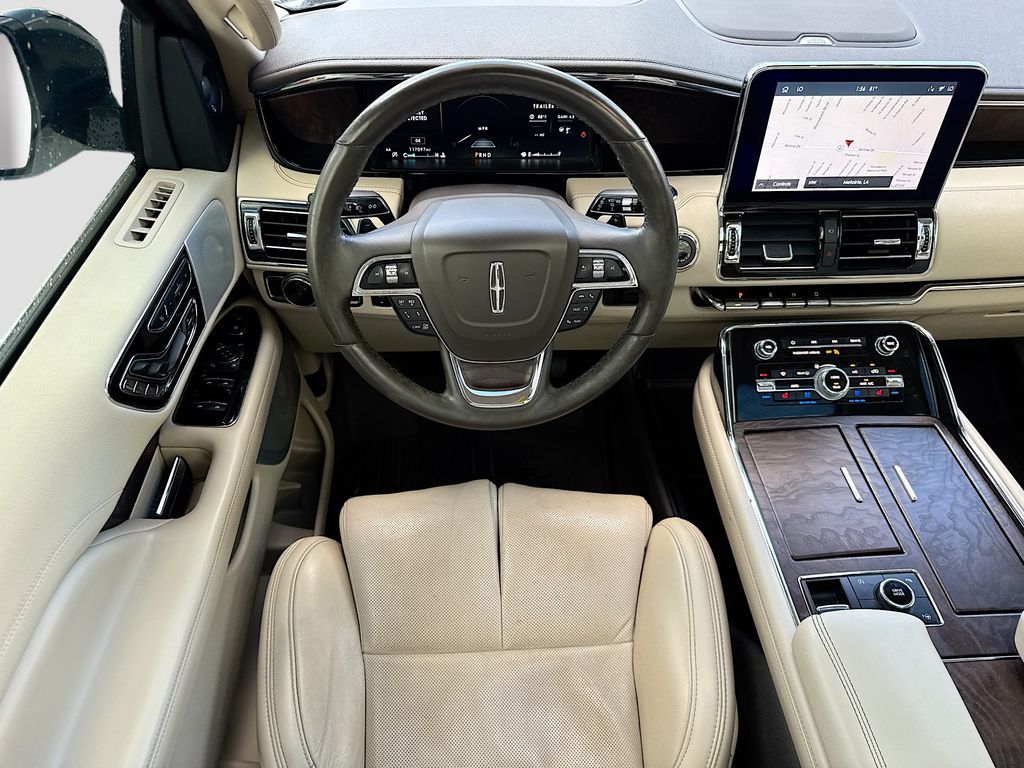 2020 Lincoln Navigator L Reserve Image 19 of 32
