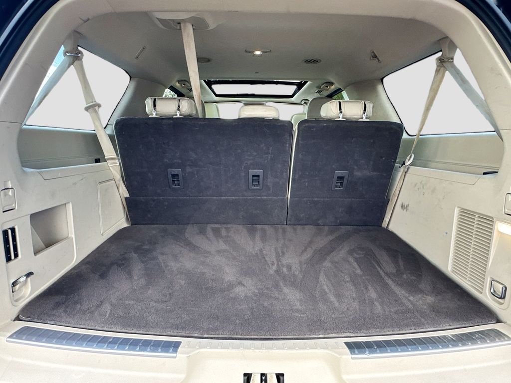 2020 Lincoln Navigator L Reserve Image 11 of 32