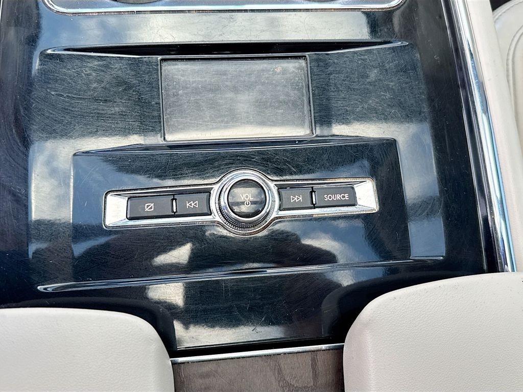 2020 Lincoln Navigator L Reserve Image 27 of 32