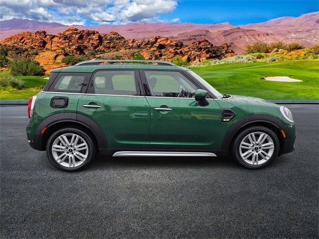 2020 MINI Cooper Countryman Base Image 4 of 24