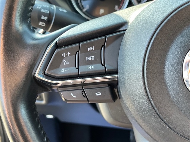 Vehicle image 19 of 30