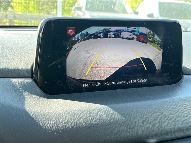Vehicle image 11 of 30