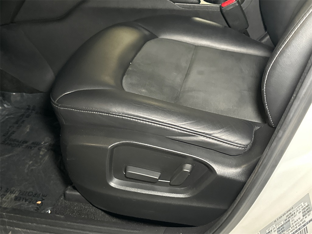 2020 Mazda CX-5 Touring Image 22 of 30