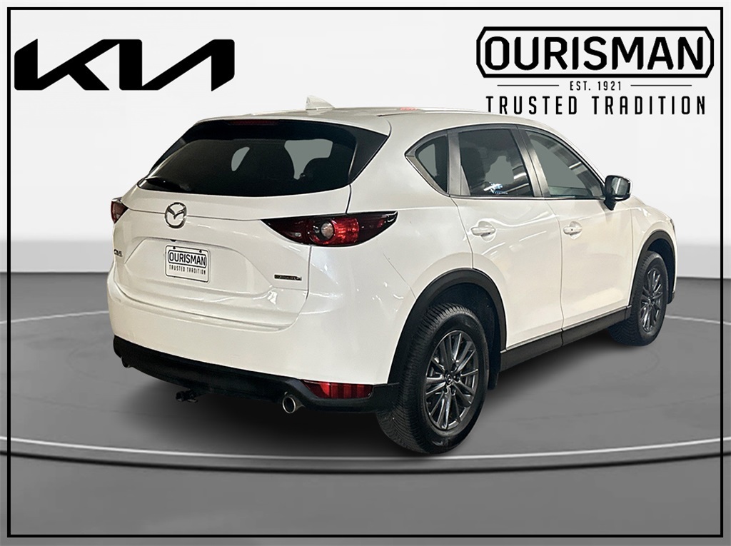 2020 Mazda CX-5 Touring Image 3 of 30