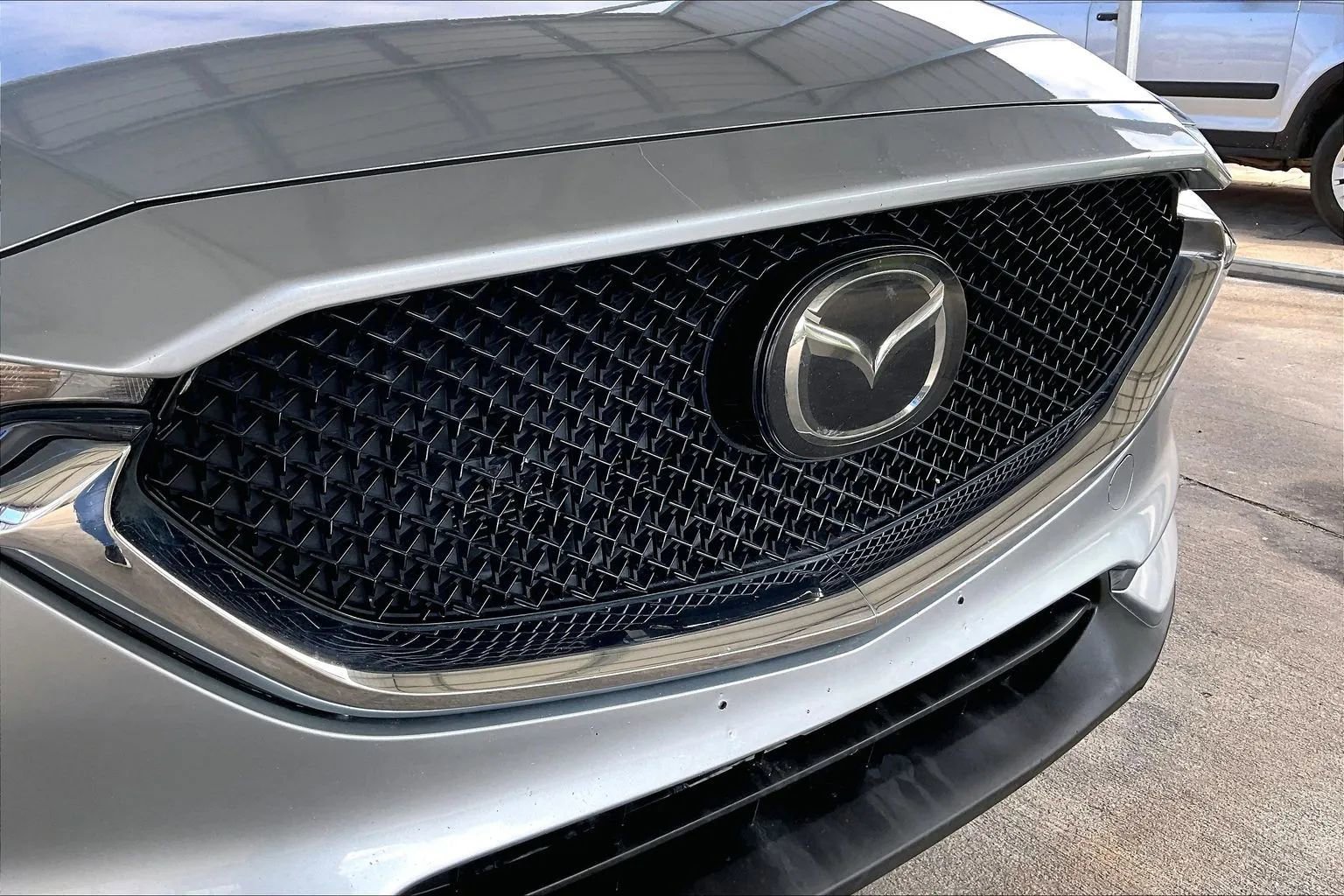 2020 Mazda CX-5 Touring Image 30 of 31