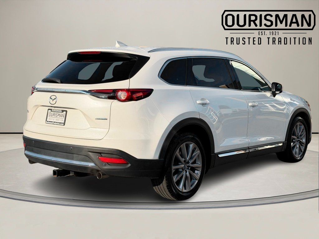 2020 Mazda CX-9 Grand Touring Image 3 of 35