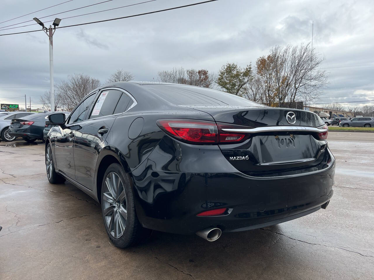 Vehicle image 6 of 11