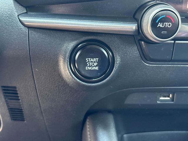 Vehicle image 19 of 32
