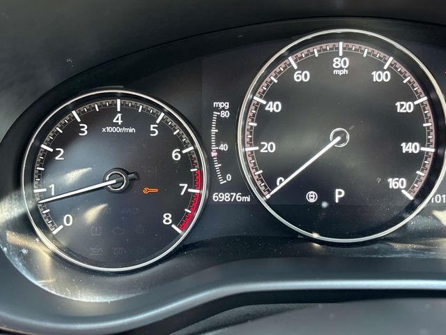 Vehicle image 16 of 32