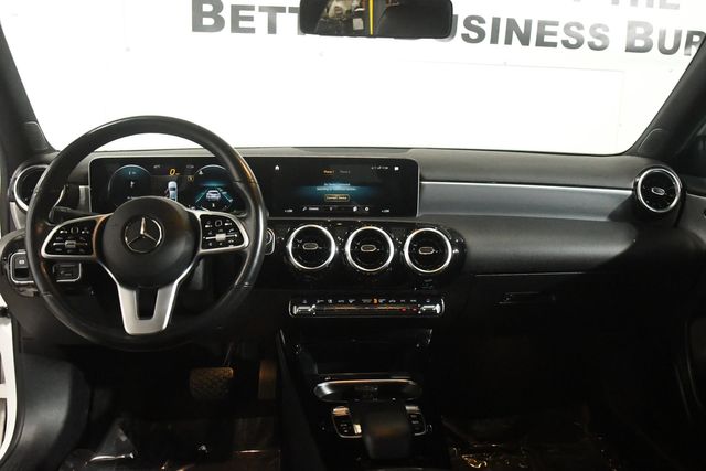 Vehicle image 6 of 30
