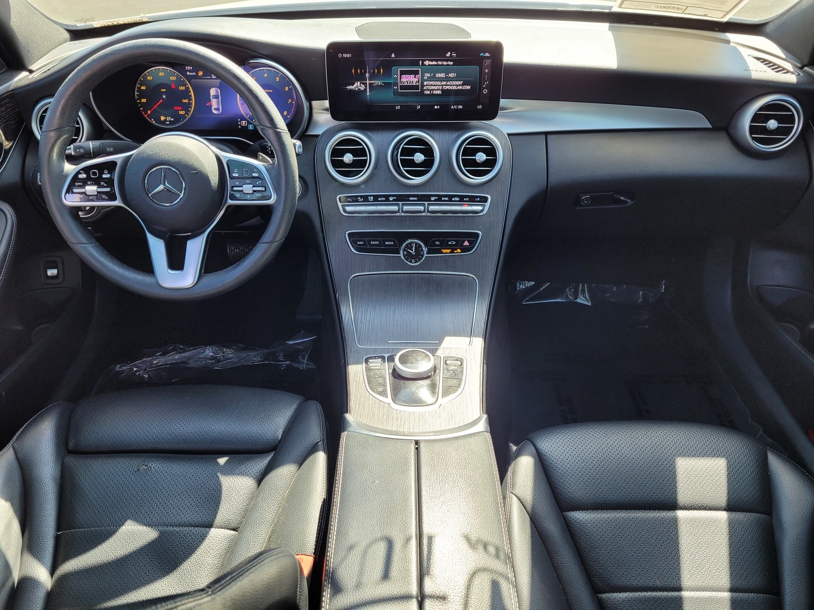 Vehicle image 10 of 35