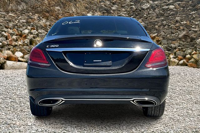 Vehicle image 5 of 33
