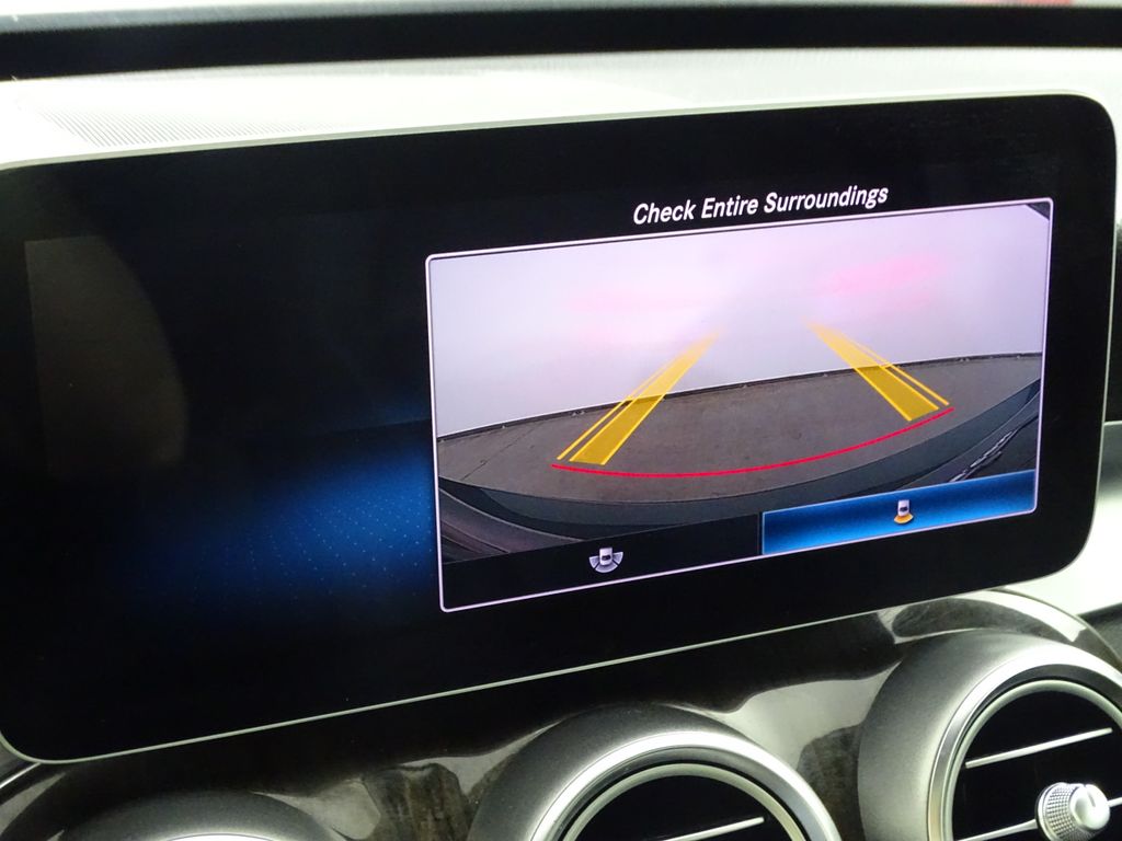 2020 Mercedes-Benz C-Class 300 Image 25 of 44