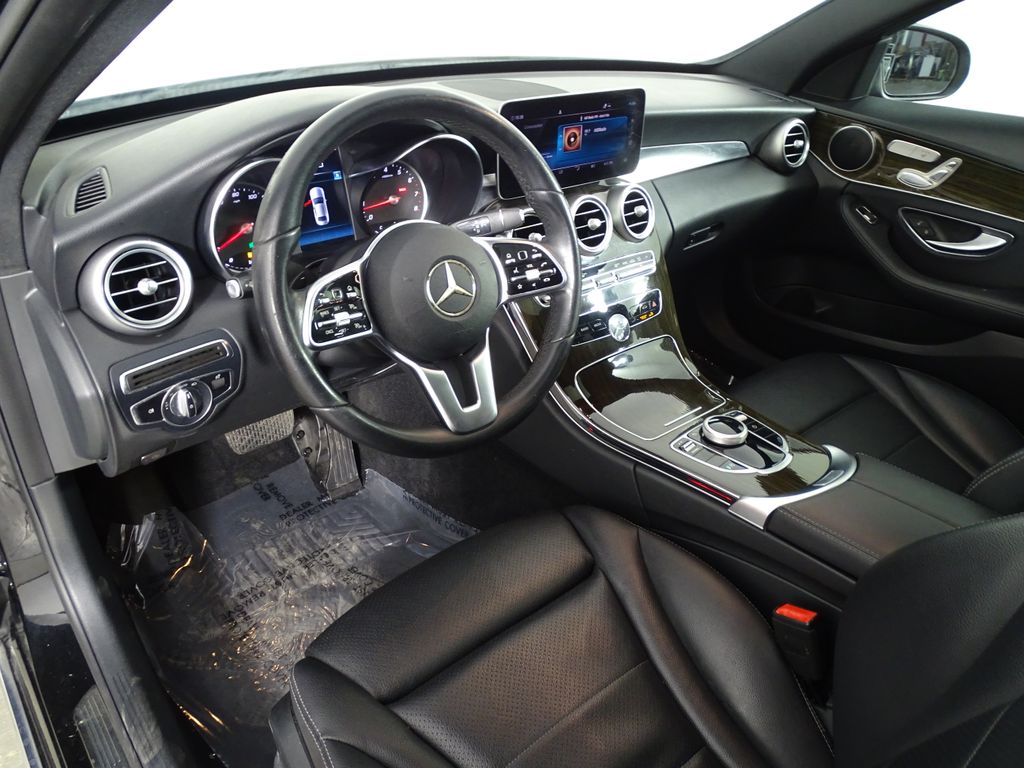 2020 Mercedes-Benz C-Class 300 Image 17 of 44