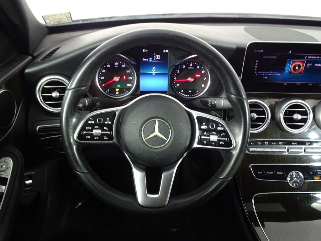 2020 Mercedes-Benz C-Class 300 Image 18 of 44