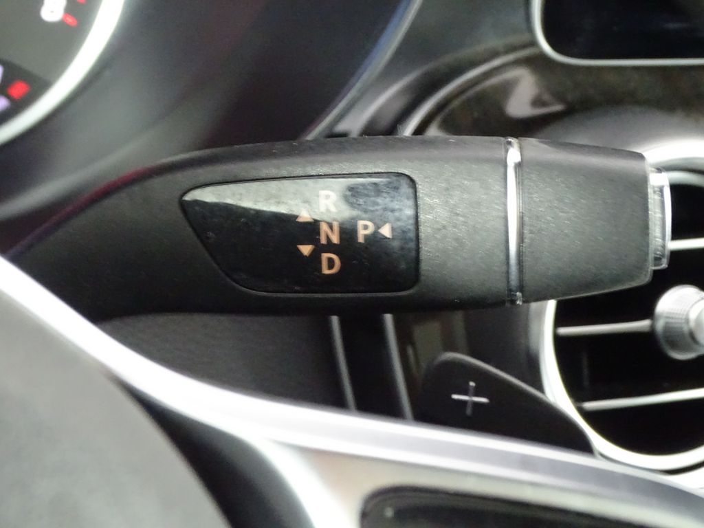 2020 Mercedes-Benz C-Class 300 Image 37 of 44