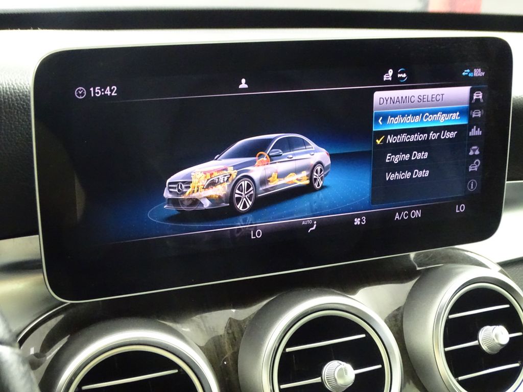 2020 Mercedes-Benz C-Class 300 Image 27 of 44