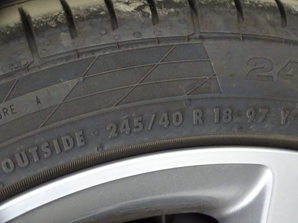 2020 Mercedes-Benz C-Class 300 Image 9 of 44