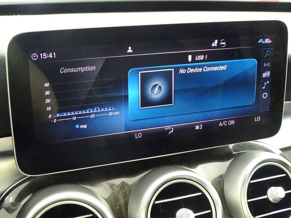 2020 Mercedes-Benz C-Class 300 Image 22 of 44