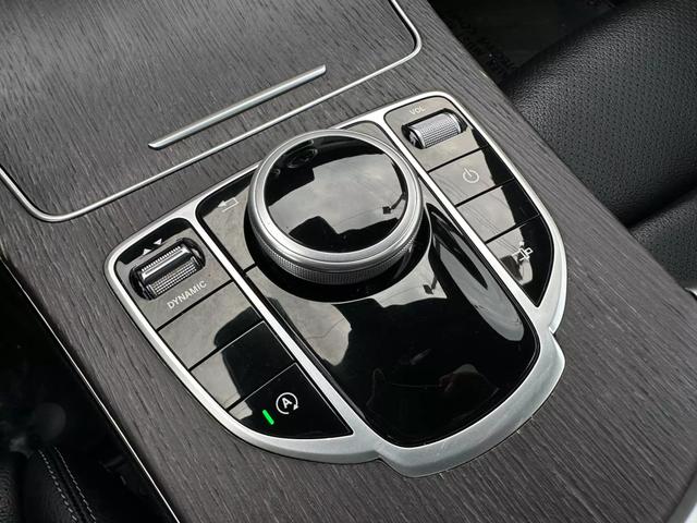 Vehicle image 44 of 51