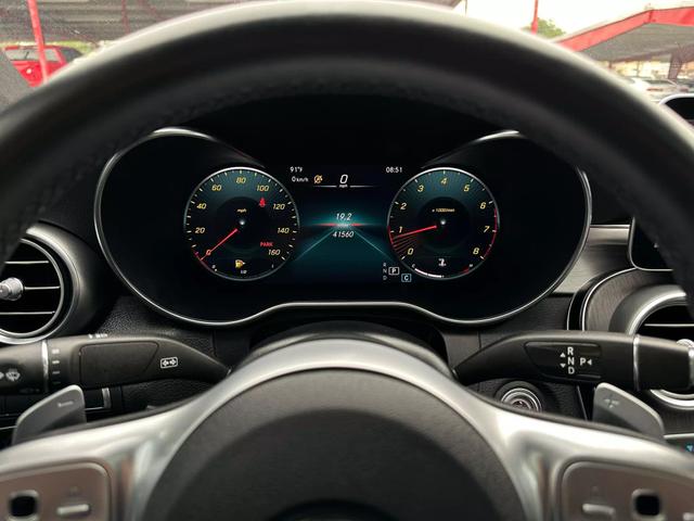 Vehicle image 27 of 51