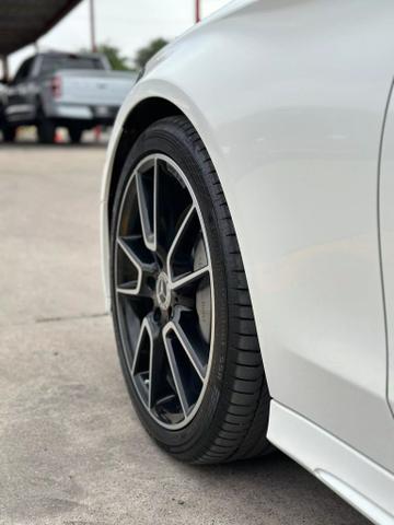 Vehicle image 47 of 51