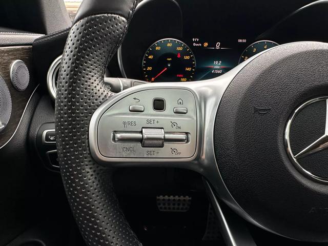 Vehicle image 25 of 51