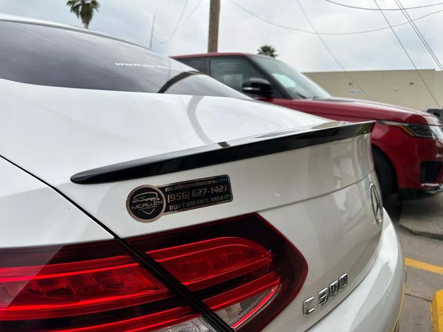 Vehicle image 17 of 51