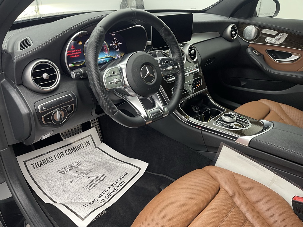 Vehicle image 16 of 31