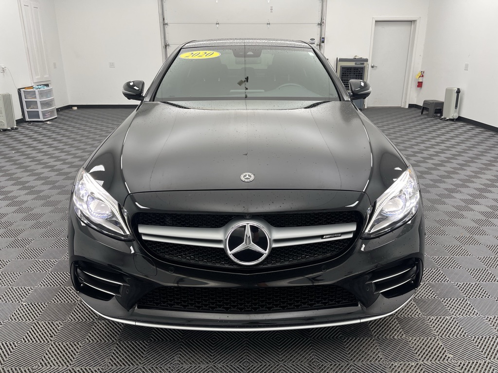 Vehicle image 2 of 31