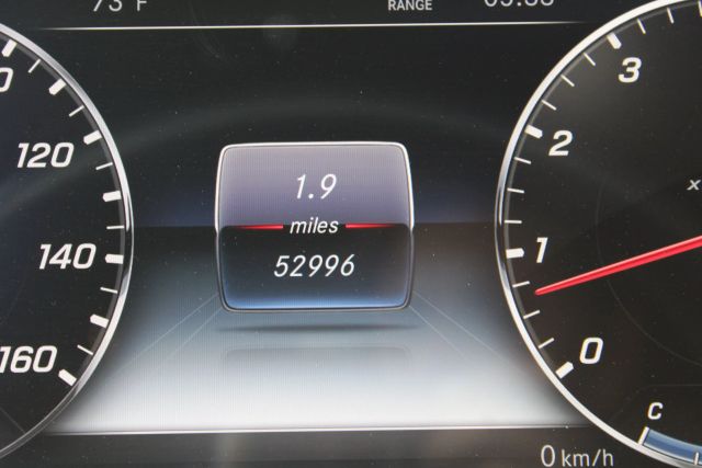 Vehicle image 22 of 37