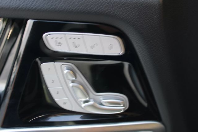 Vehicle image 9 of 37