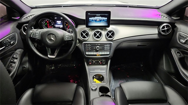 Vehicle image 20 of 27