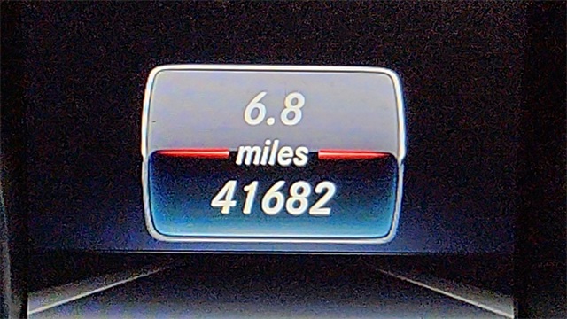 Vehicle image 13 of 27
